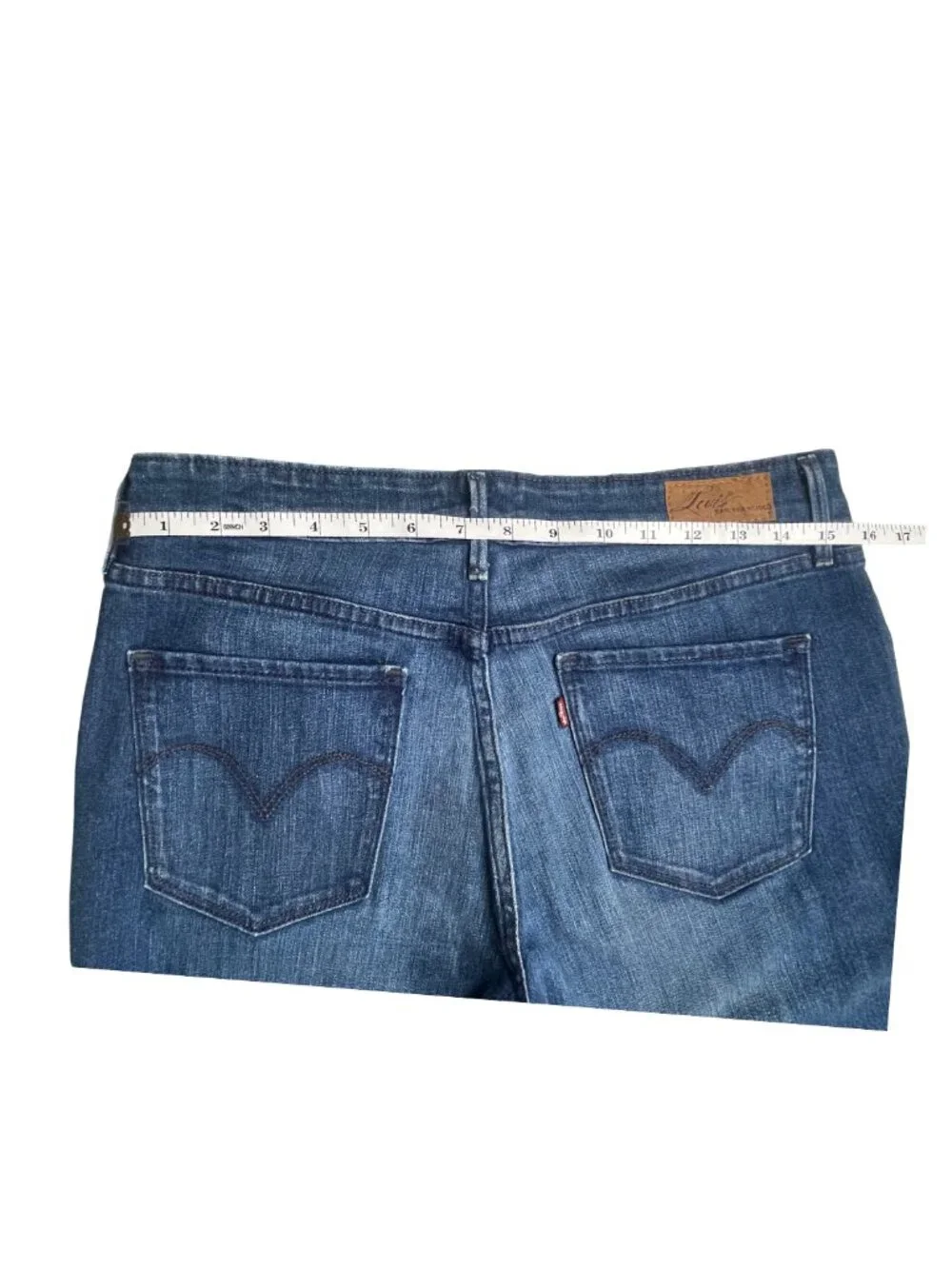 Levi's Demi Curve Classic Bootcut Jeans Medium Wash Denim Size 30 / 10